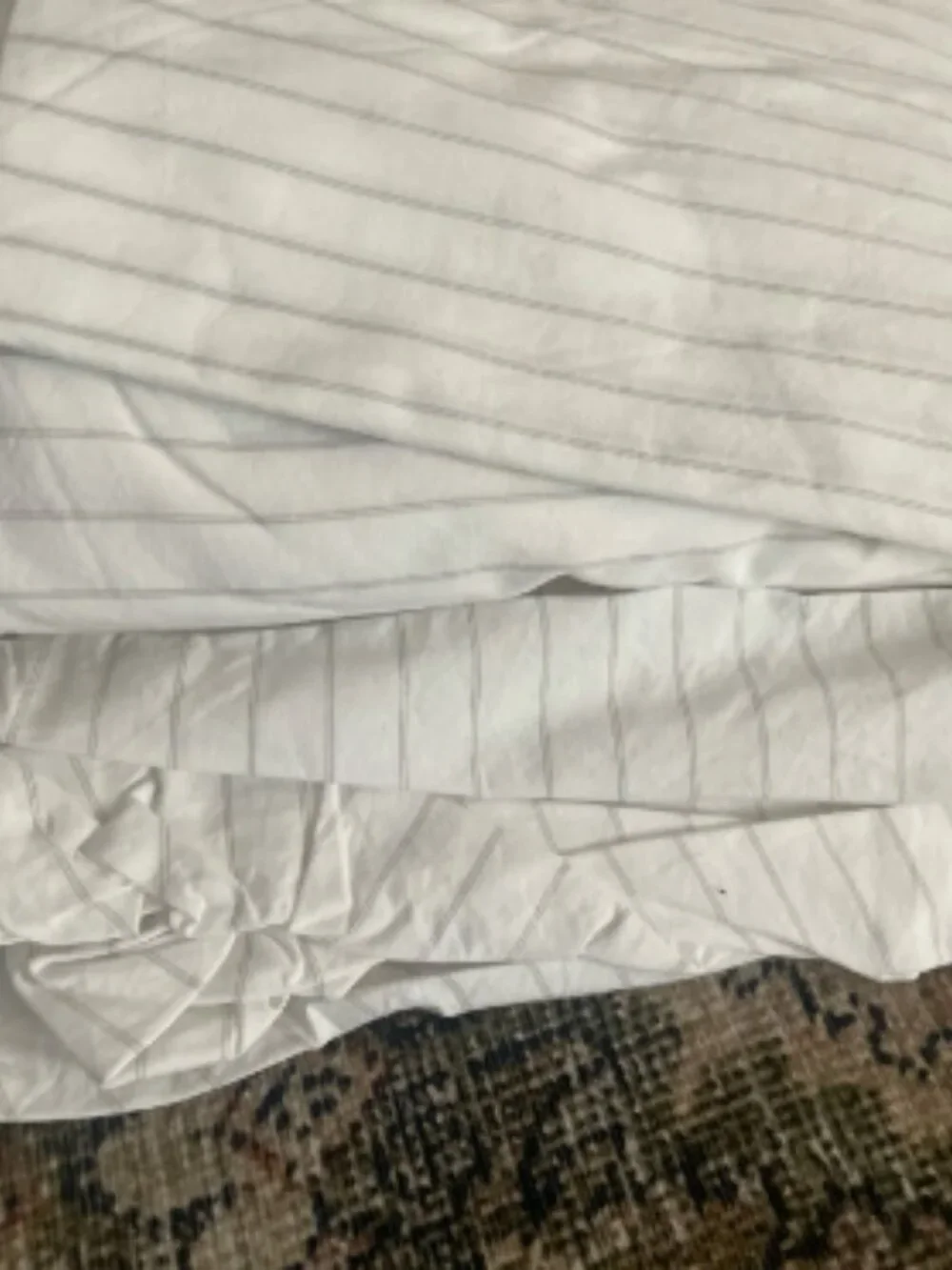 Boll & Branch Simple Grey Stripe White Background CAL.KING 4PCS Hemmed Sheet Set